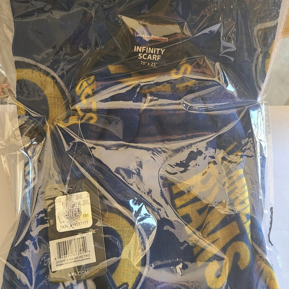LA Rams Sheer Infinity Scarf  - Picture 2 of 2